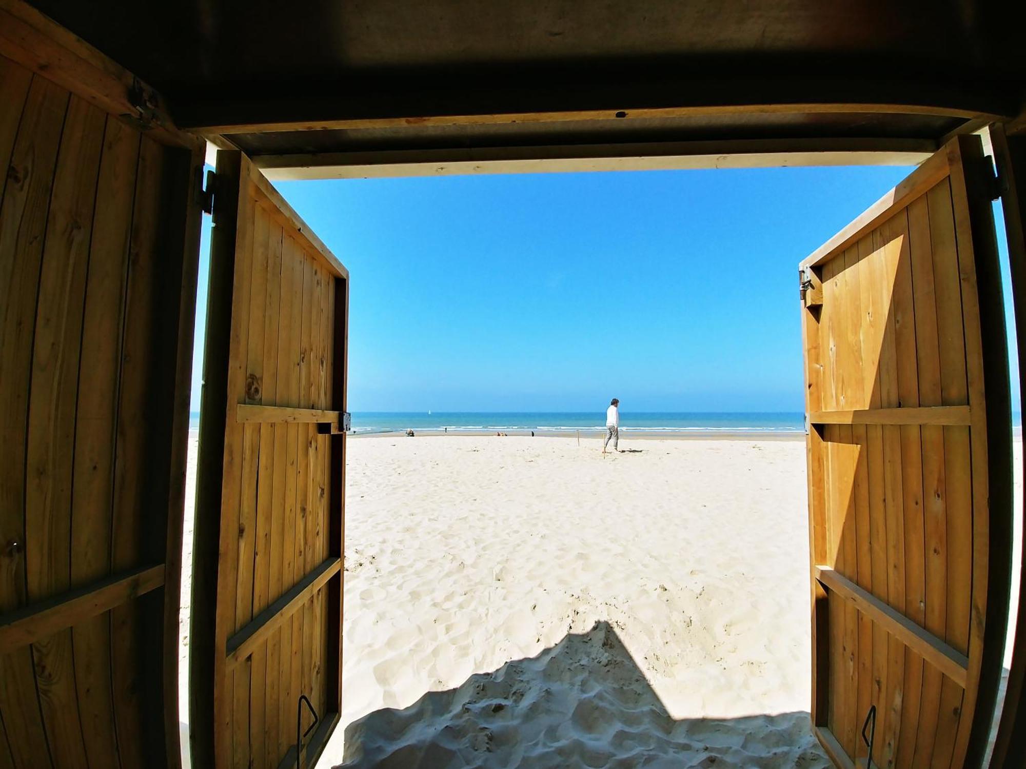 Middelkerke - Frontaal Zeezicht Apartment ห้อง รูปภาพ