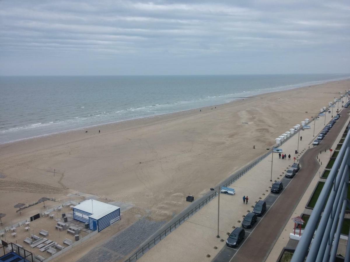 Middelkerke - Frontaal Zeezicht Apartment ภายนอก รูปภาพ